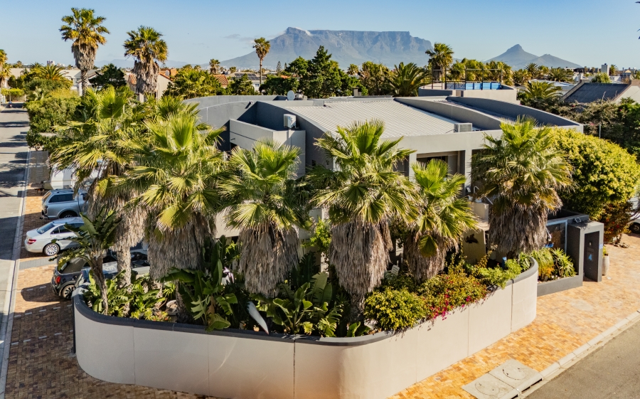 13 Bedroom Property for Sale in Sunset Beach Western Cape